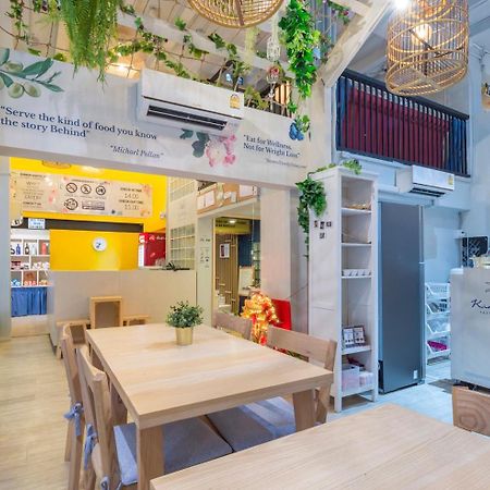 Kinnon Deluxe Hostel Coworking Cafe Μπανγκόκ Εξωτερικό φωτογραφία