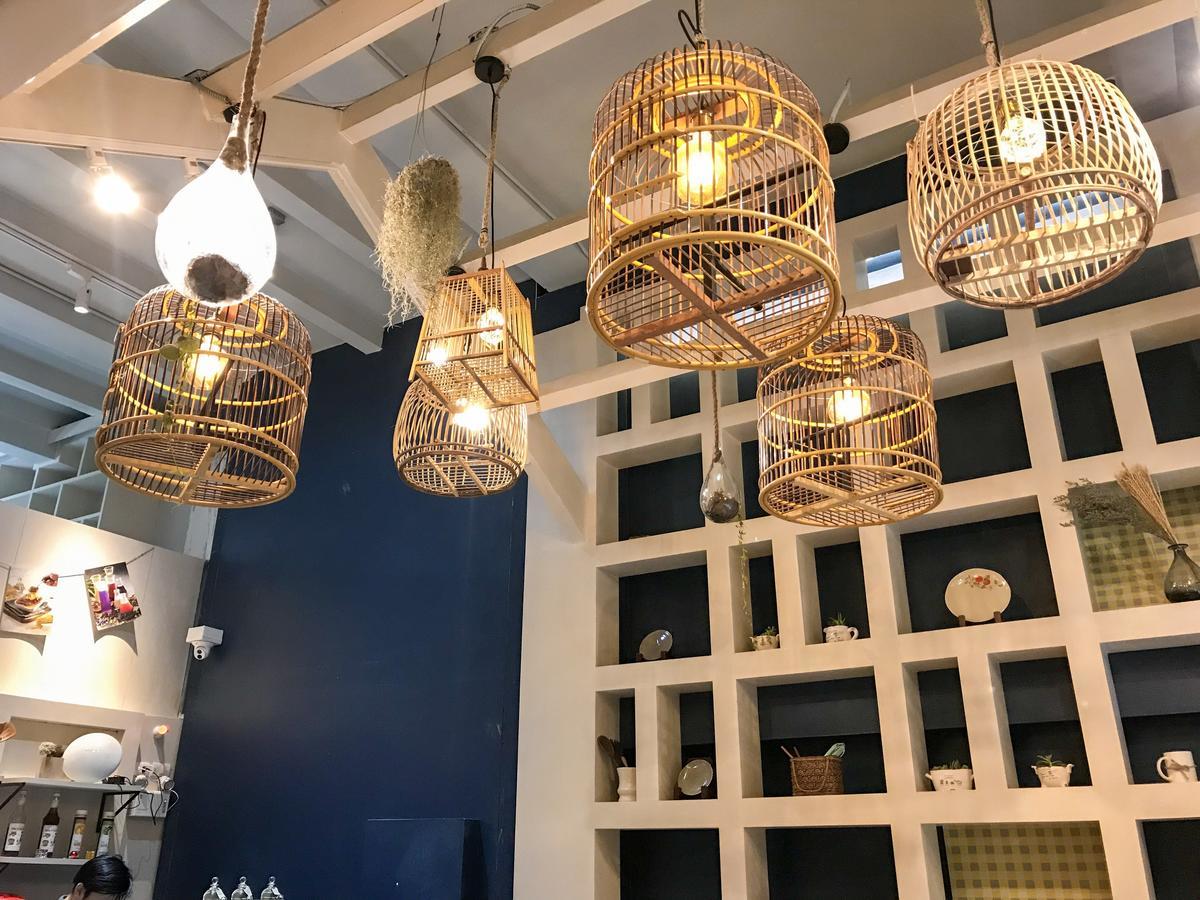 Kinnon Deluxe Hostel Coworking Cafe Μπανγκόκ Εξωτερικό φωτογραφία