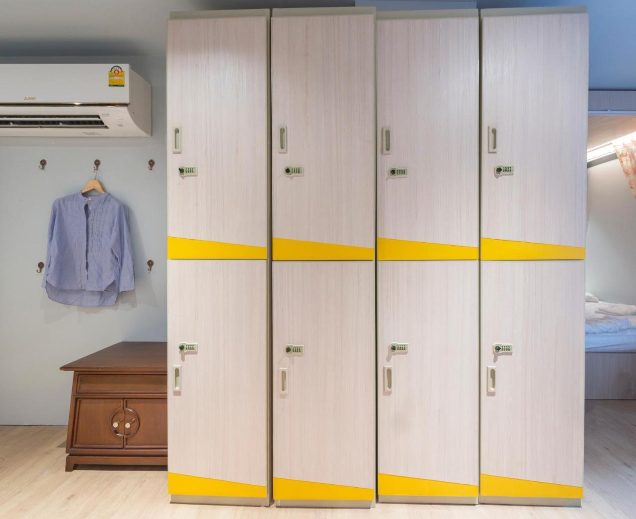 Kinnon Deluxe Hostel Coworking Cafe Μπανγκόκ Εξωτερικό φωτογραφία