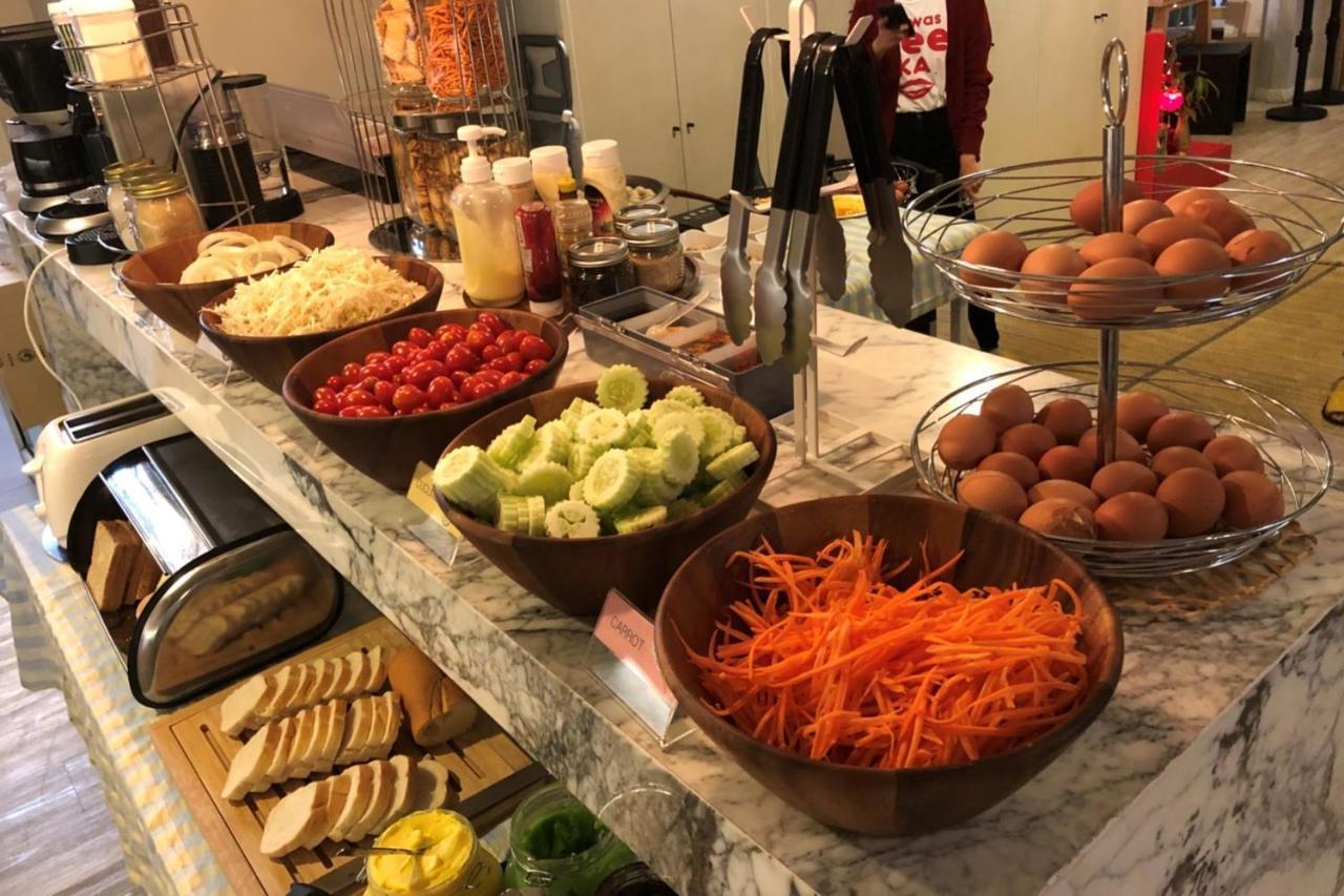 Kinnon Deluxe Hostel Coworking Cafe Μπανγκόκ Εξωτερικό φωτογραφία