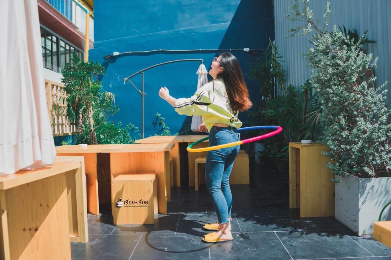 Kinnon Deluxe Hostel Coworking Cafe Μπανγκόκ Εξωτερικό φωτογραφία